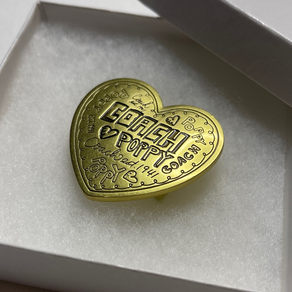Coach Poppy Heart Belt Buckle - Picture 6 of 6
